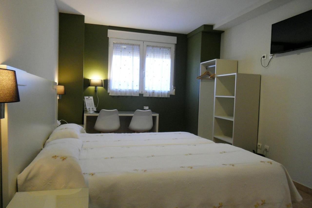 Hostal El Estudio Almansa Extérieur photo