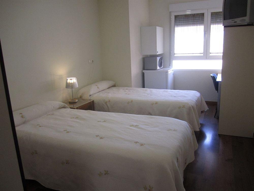Hostal El Estudio Almansa Extérieur photo