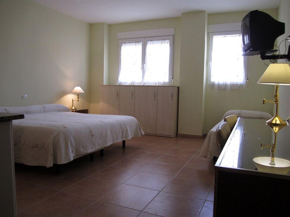 Hostal El Estudio Almansa Extérieur photo